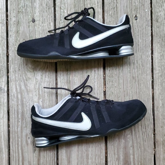 nike shox low